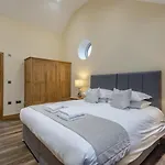 2 Bed In Oc-c34637 * Μπράμπτον